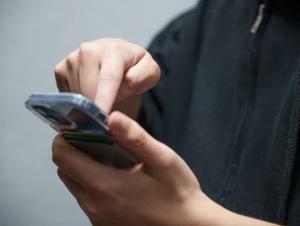 Обложка новости «Не заплатит штраф — займутся контрактники»: телефонный шантаж от военкомата